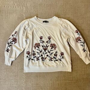 Floral Embroidered White Top size M